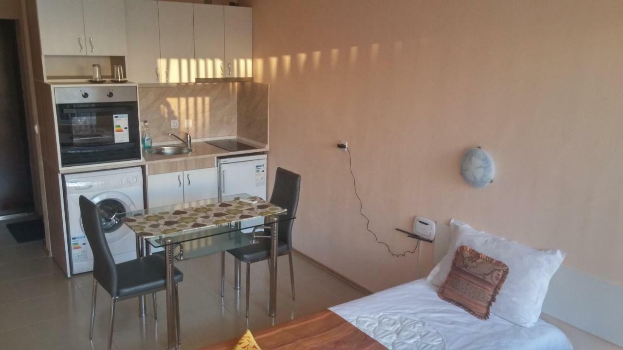 Студио Алекс Варна Varna Exterior photo